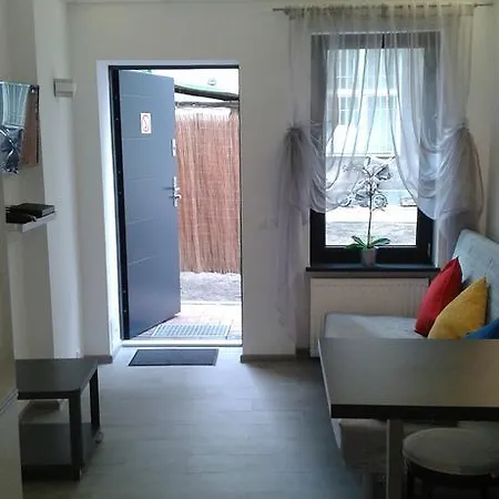 Bryza I I Ii * غدينيا